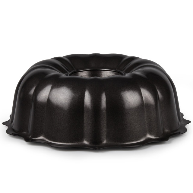 MasterClass Non-Stick Fluted Round Cake Pan