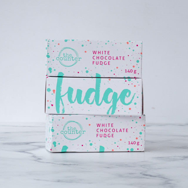The Counter White Chocolate Fudge, 140g stack