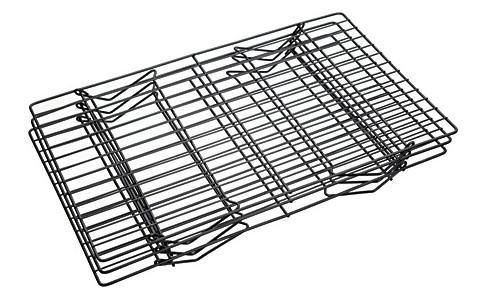 Folds for easy storage.