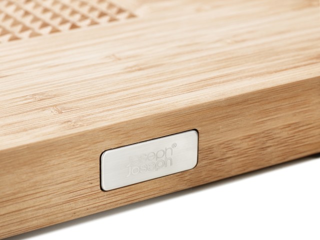 Joseph Joseph Cut & Carve Bamboo Chopping Board