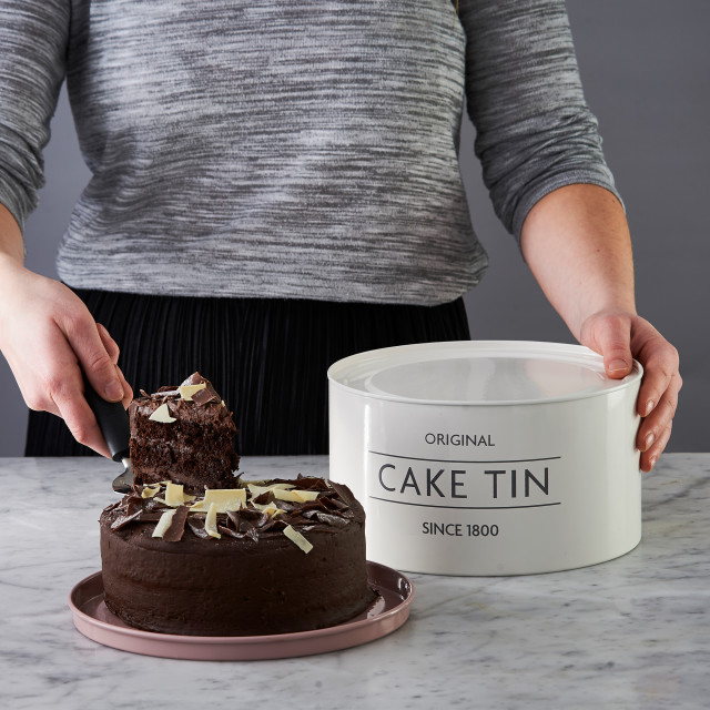 Mason Cash Innovative Cake Tins, Set of 3 Product Lifestyle Image 