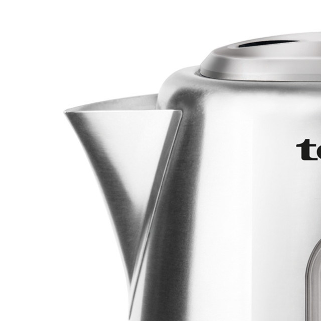 Taurus Selene Brushed Stainless Steel Cordless Kettle, 1.7L close up