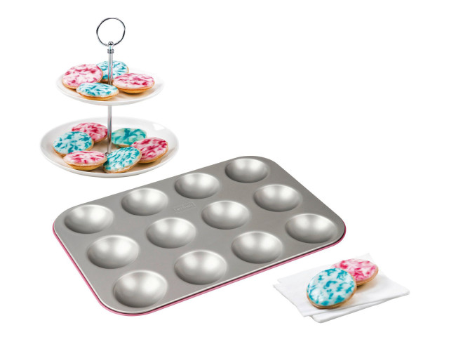 Pack Shot image of Zenker Creative Studio Florentine Biscuit Baking Tray