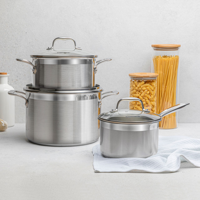 Sagenwolf Silver Series 3 Piece Cookware Set with Glass Lids in use