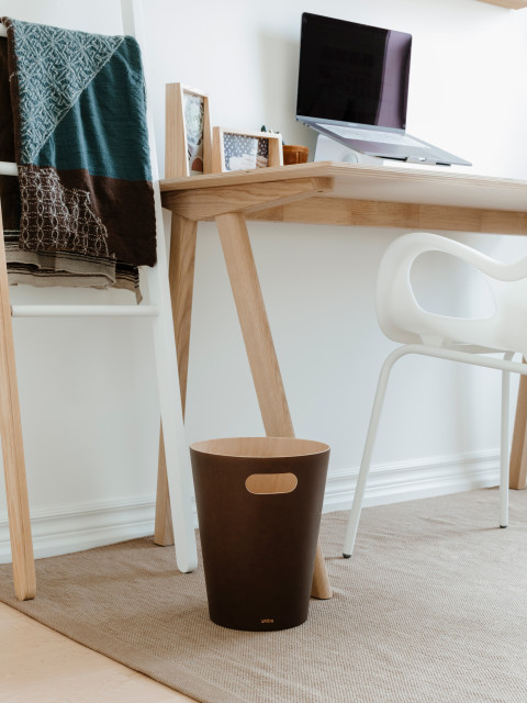 Umbra Woodrow Two-Tone Plywood Bin, espresso, office lifestyle