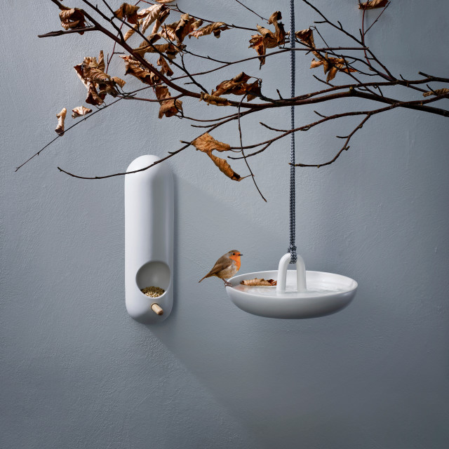 Eva Solo Hanging Bird Bath lifestyle with bird feeder