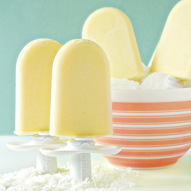 Lifestyle image of Zoku Trio Quick Pop Maker