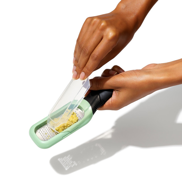 OXO Good Grips Etched Ginger & Garlic Grater
