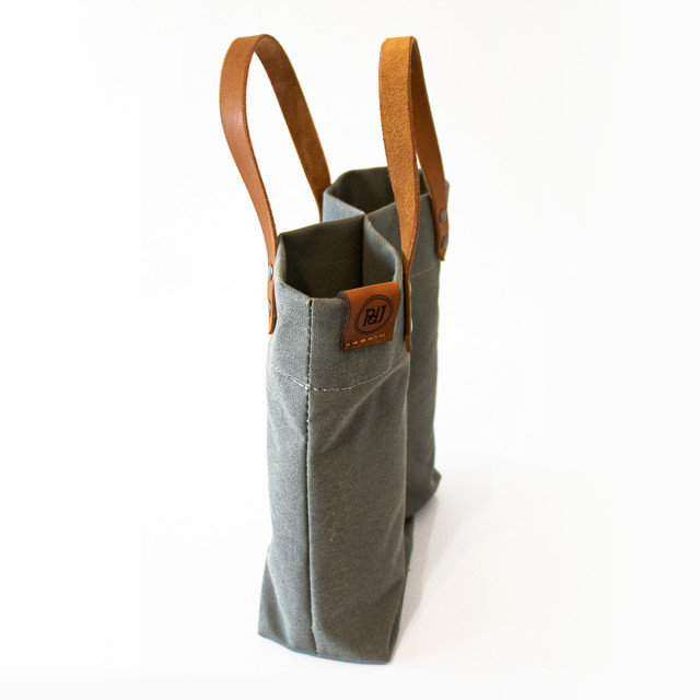 Angle image of Pieter De Jager Double Wine Carrier