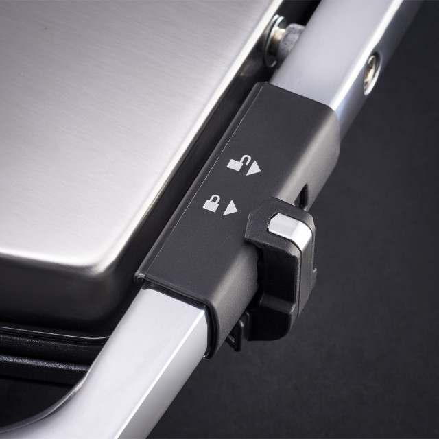 Russell Hobbs Sandwich Press lock
