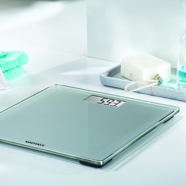 Soehnle Silver Style Sense Comfort 300 Bathroom Scale, 180kg in use