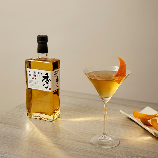 Toki Whisky, 750ml in use