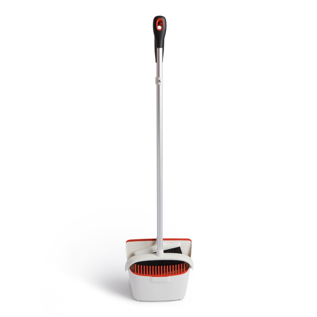 OXO Good Grips Upright Sweep Set, front view