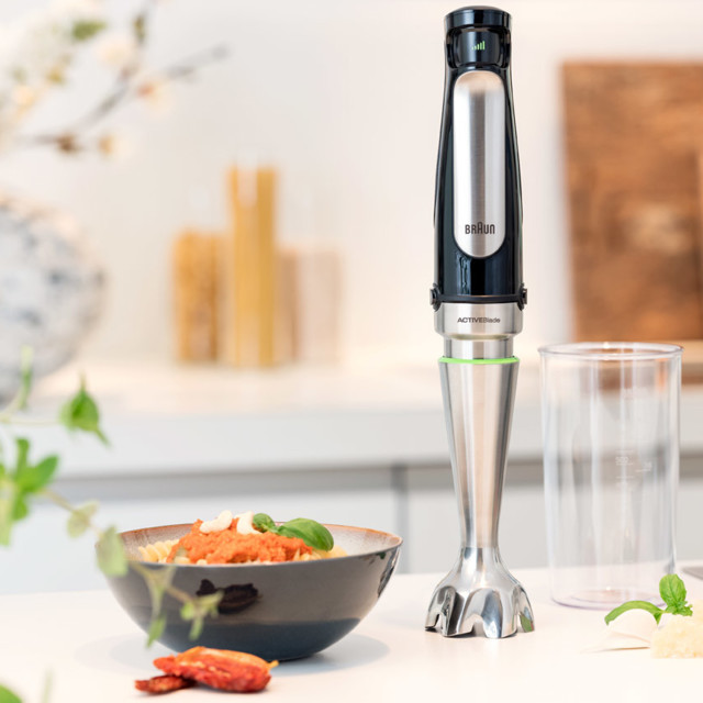 Braun MultiQuick 7 Hand Blender, 1000W in use