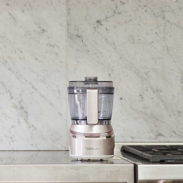 Cuisinart Cuisinart Cordless Mini Chopper in use