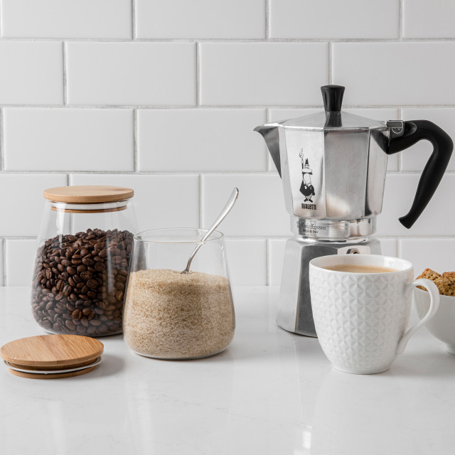 Humble & Mash Belly Glass Canister with Bamboo Lid - 900ml in use