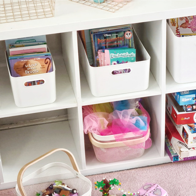 Trendz Of Today Storage Bin With Lid - Small in use