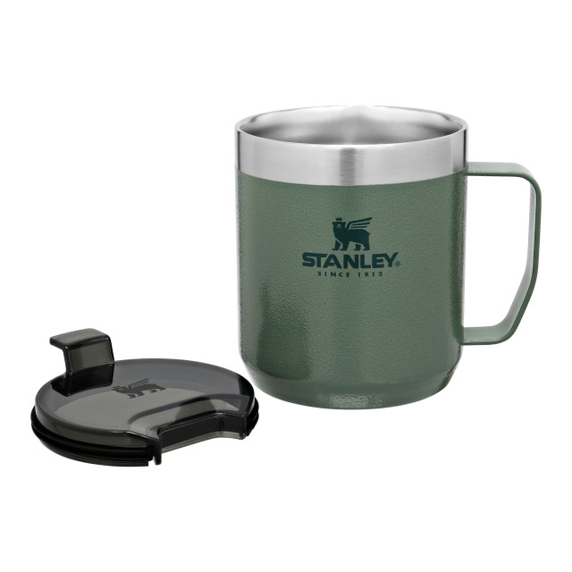Stanley New Camp Mug, 350ml - Hammertone Green detail shot 