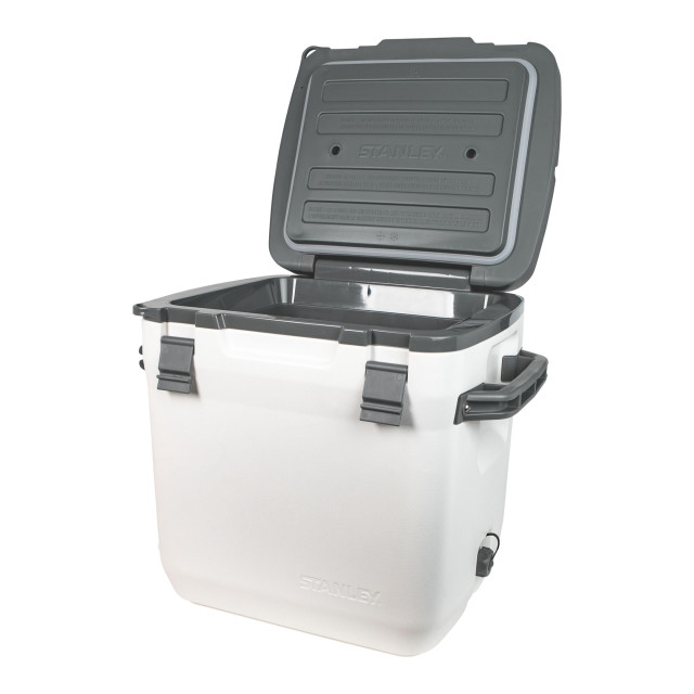 Stanley Adventure Outdoor Cooler - 28.1L - Polar White detail shot