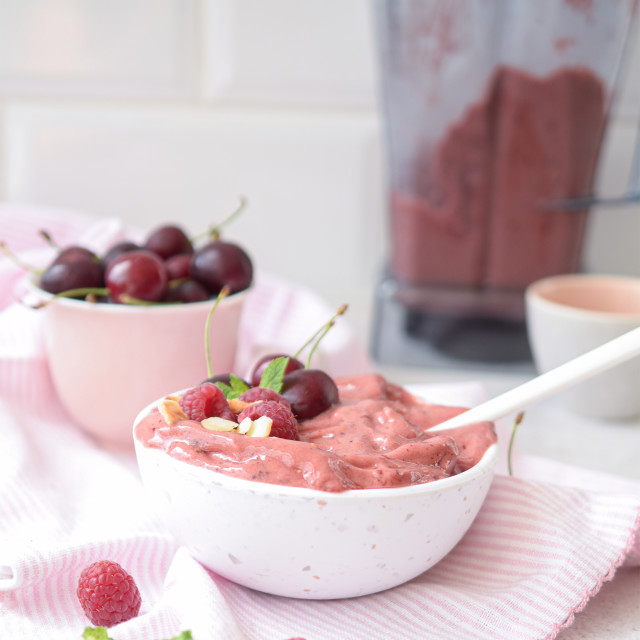 Omniblend V Narrow Base Blender, 2L - Maroon in use