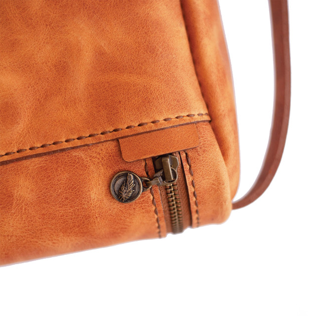 Original Magpie Gin Bag - Tan detail shot