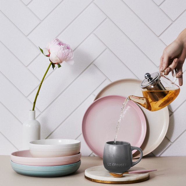 Le Creuset Coupe Collection Pasta Bowl, 960ml - Meringue in use