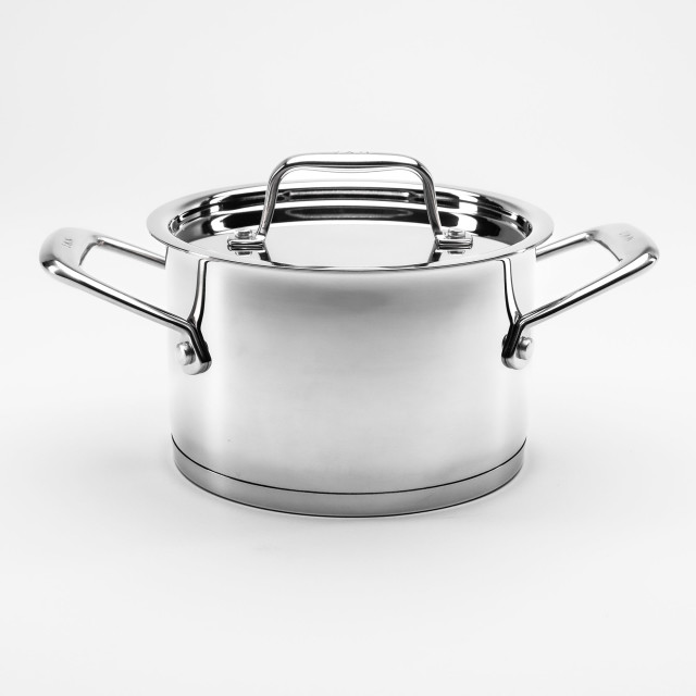 Jan 6 Piece Stainless Steel Pot Set detail shot