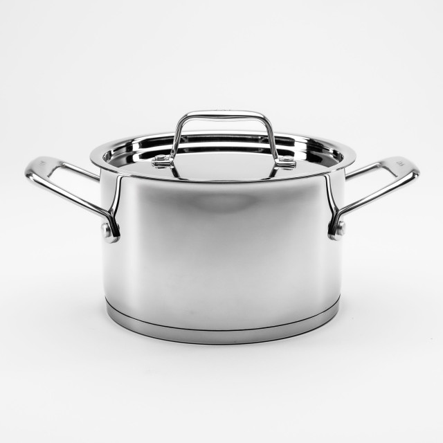 Jan 6 Piece Stainless Steel Pot Set detail shot