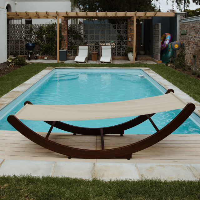 RAW Hammock Lounger - Beige in use