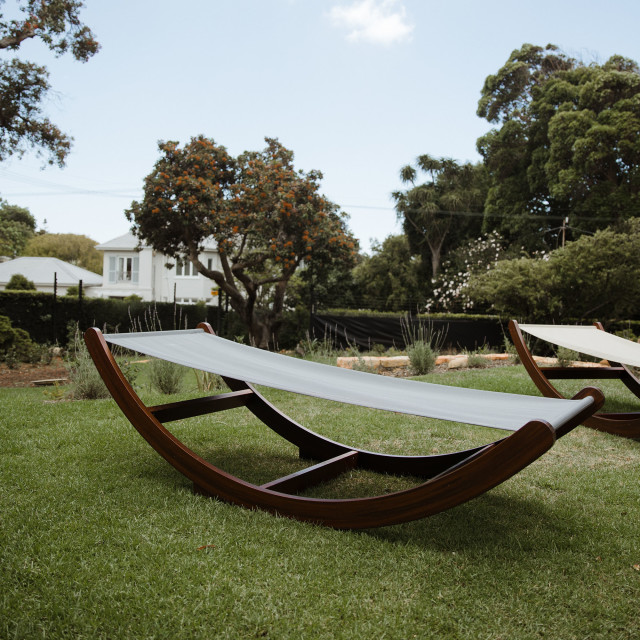 RAW Hammock Lounger - Charcoal in use