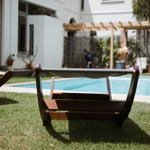 RAW Hammock Lounger - Charcoal in use