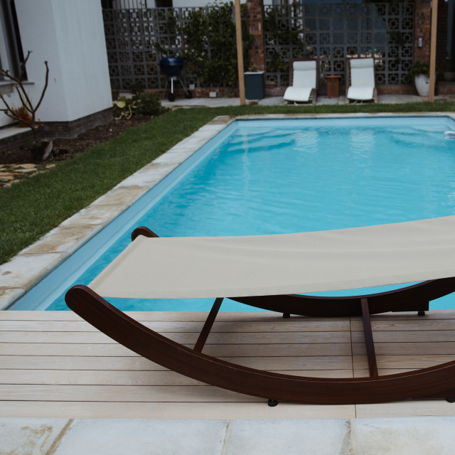 RAW Hammock Lounger - Beige in use