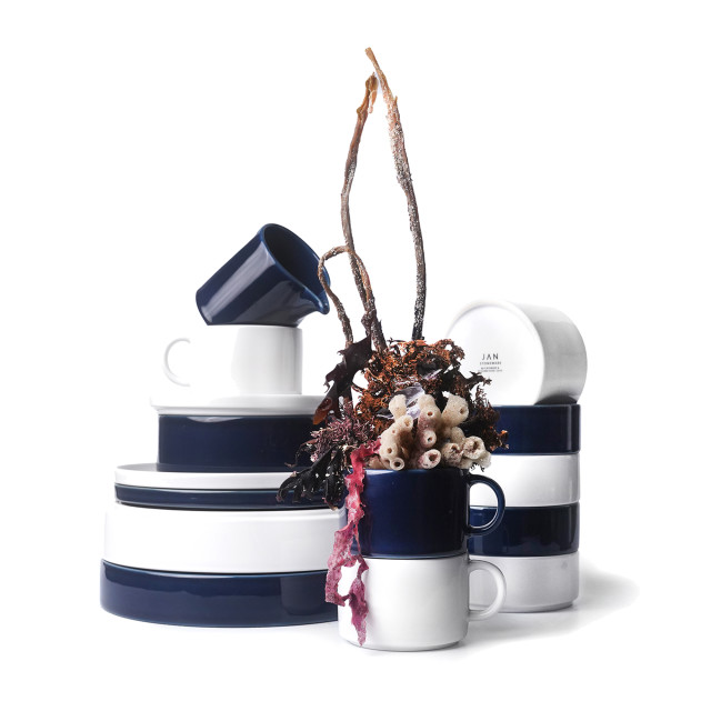 JAN Flat Stackable Dinner Plate, Set of 4 - 26cm - White product shot