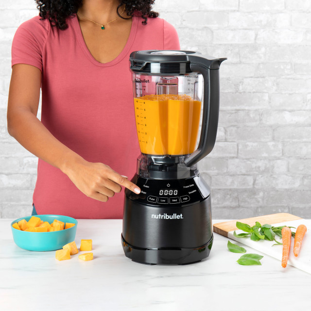 Nutribullet 1500W Smart Touch Blender in use