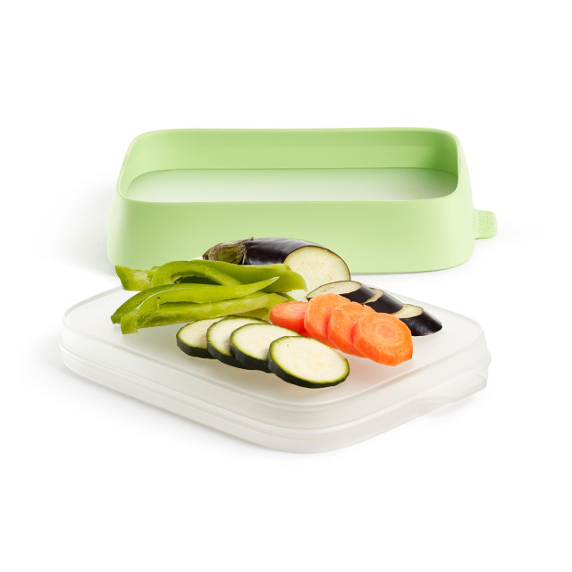Lekue Reusable Seal Tray in use