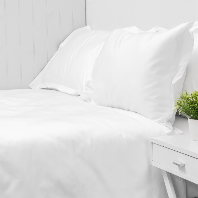Lifson Products 300 Thread Count Duvet Cover Set - Super King in use
