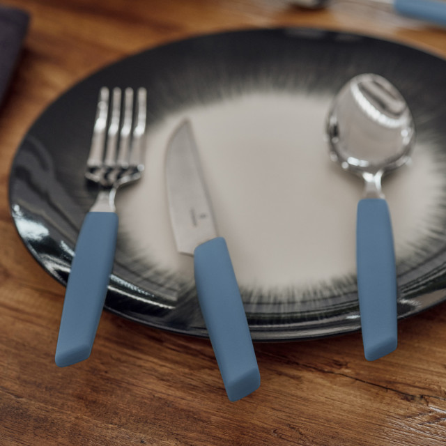 Swiss Modern 12cm Steak Knife, Set of 2 in use 