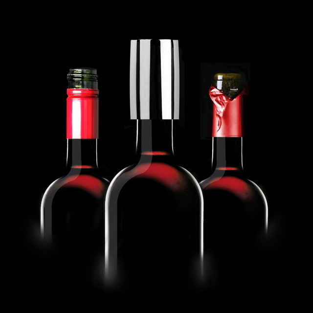 Vagnbys Wine Stopper in use