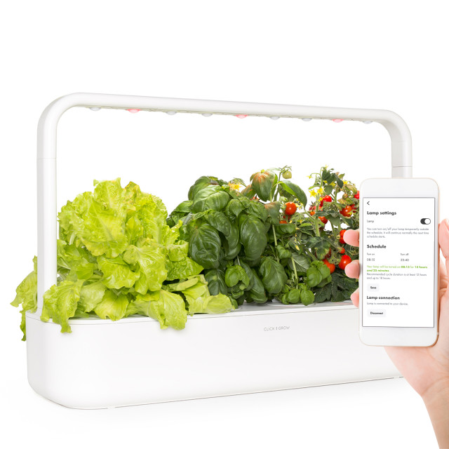 Click & Grow Smart Garden 9 Pro Indoor Gardening Kit detail shot