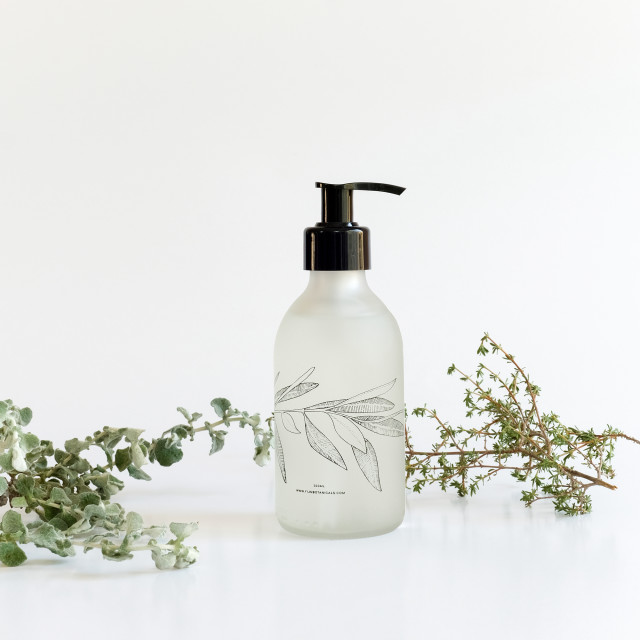 Fijn Botanicals Fynbos Liquid Soap, 200ml - Frosted Glass Product In Use