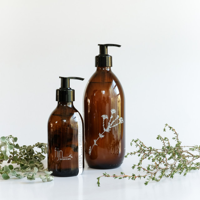 Fijn Botanicals Fynbos Liquid Soap, 500ml - Amber Glass Product In Use