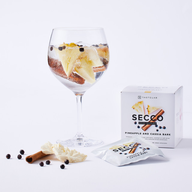 Secco Pineapple and Cassia Bark Drink Infusion, Pack of 8 Product In Use