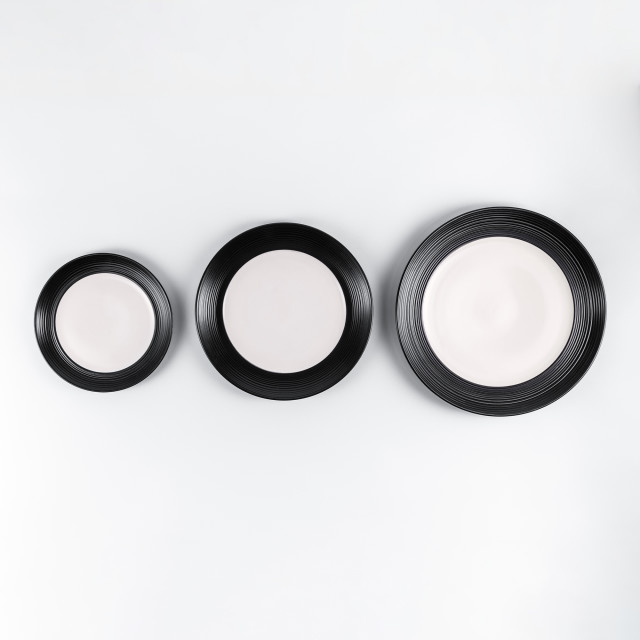 BlancNoir Side Plates, Set of 4 Product In Use