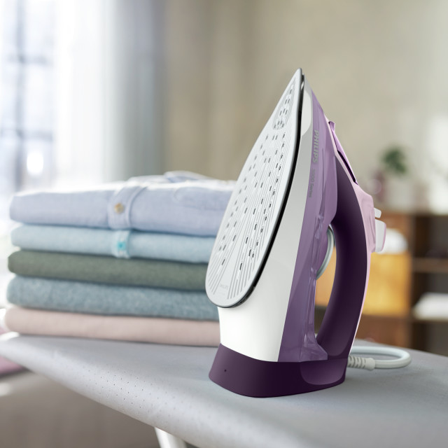 Philips 5000 Series Steam Iron, 2400W in use