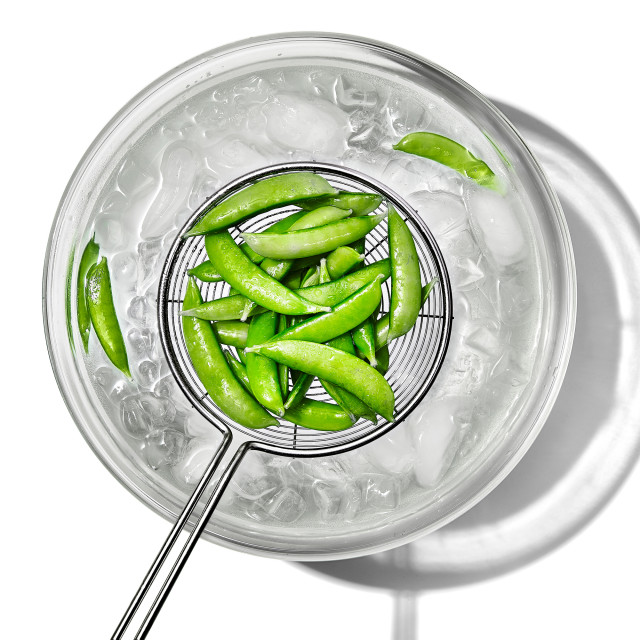 OXO Good Grips Scoop and Strain Skimmer Product In Use