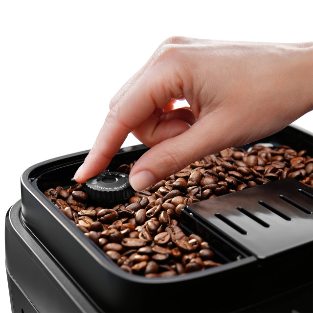 DeLonghi Magnifica Evo Auto Bean to Cup Coffee Machine, ECAM290.61.B Detail Image