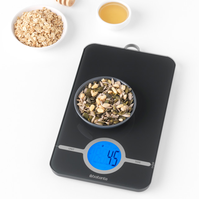 Brabantia Tasty Digital Kitchen Scale Product Weighing Pistachios