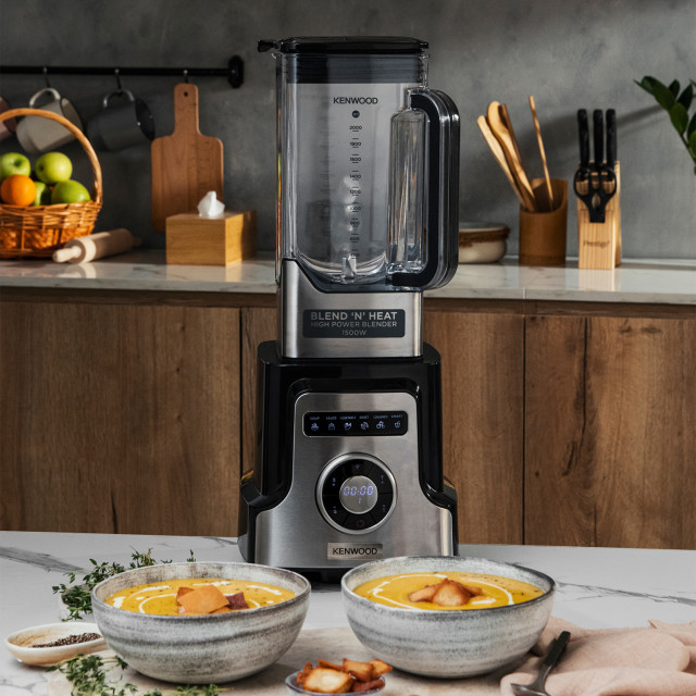 Kenwood Blend n' Heat High Power Blender BLM92.920SS Product In Use