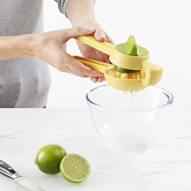 Joseph Joseph JuiceMax Dual-action Citrus Press Product Lifestyle Image