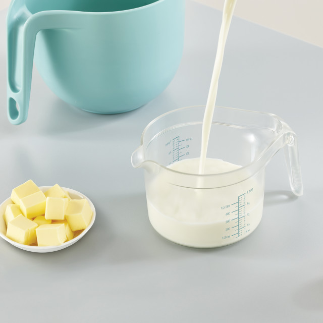Joseph Joseph Nest Trio 3-piece Food Preparation Set Product Lifestyle Image
